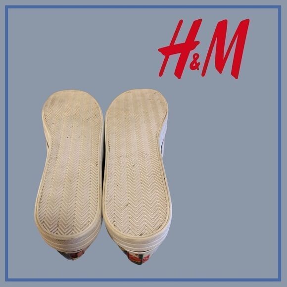 H&M Divided Black Floral Platform Loafers 8.5 - Picture 4 of 4